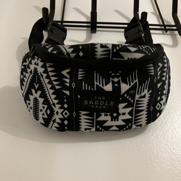 The Saddle Sack Horse Saddle Pouch - Picture 3 of 6